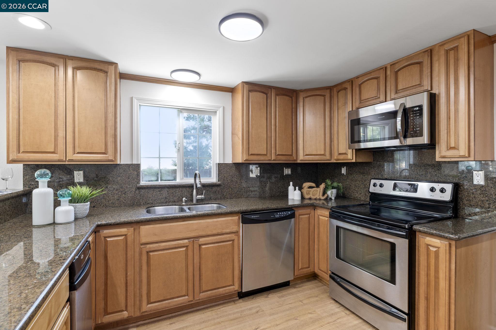 7527 Blue Fox Way San Ramon, CA 94583 - Photo 32 of 60