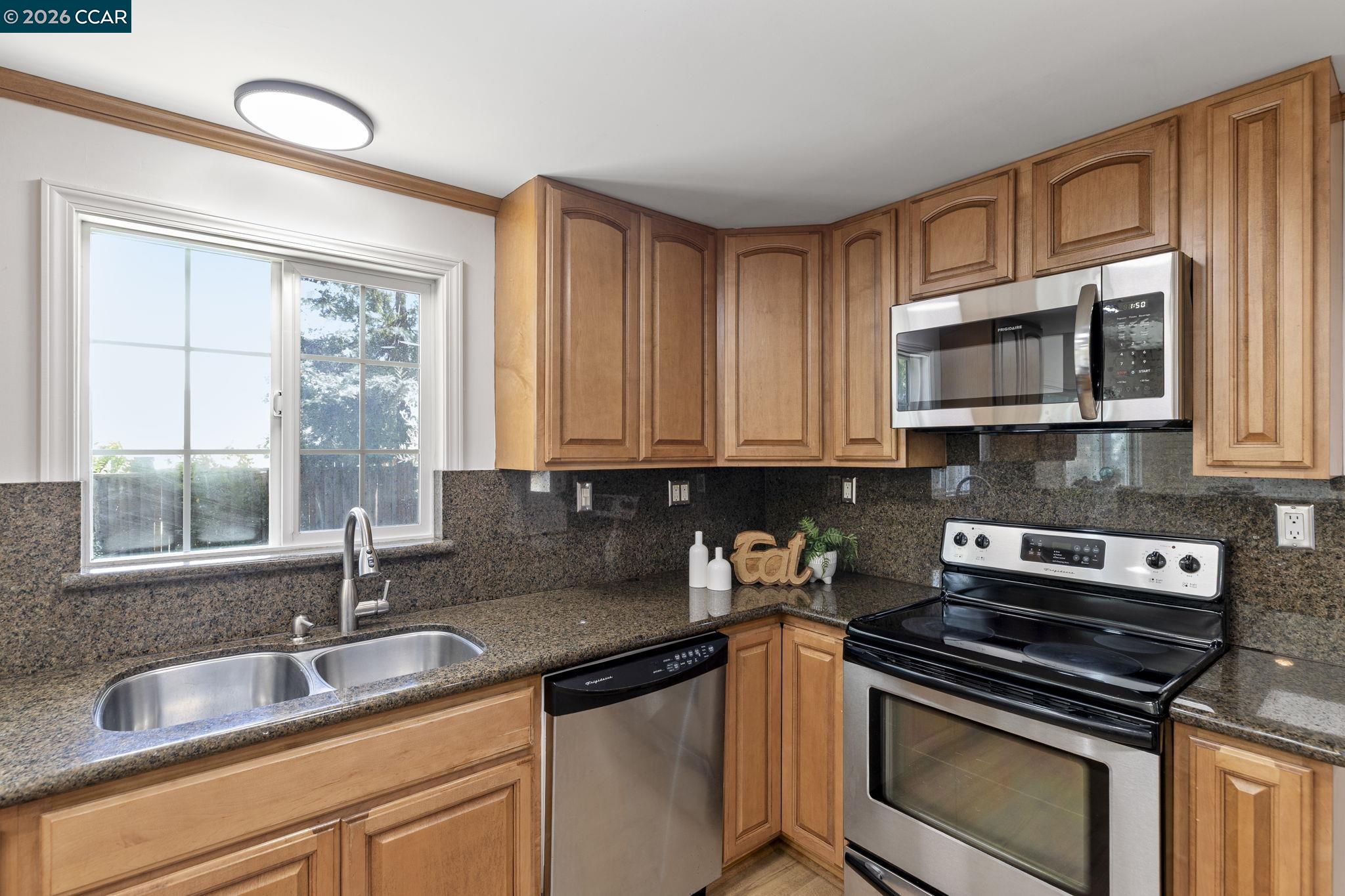 7527 Blue Fox Way San Ramon, CA 94583 - Photo 33 of 60