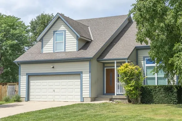 $400,000 | 21705 South Race Street, Spring Hill, KS 66083