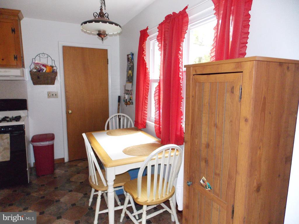 105 Hopewell Road Churchville, MD 21028 - Photo 14 of 28 Kitchen