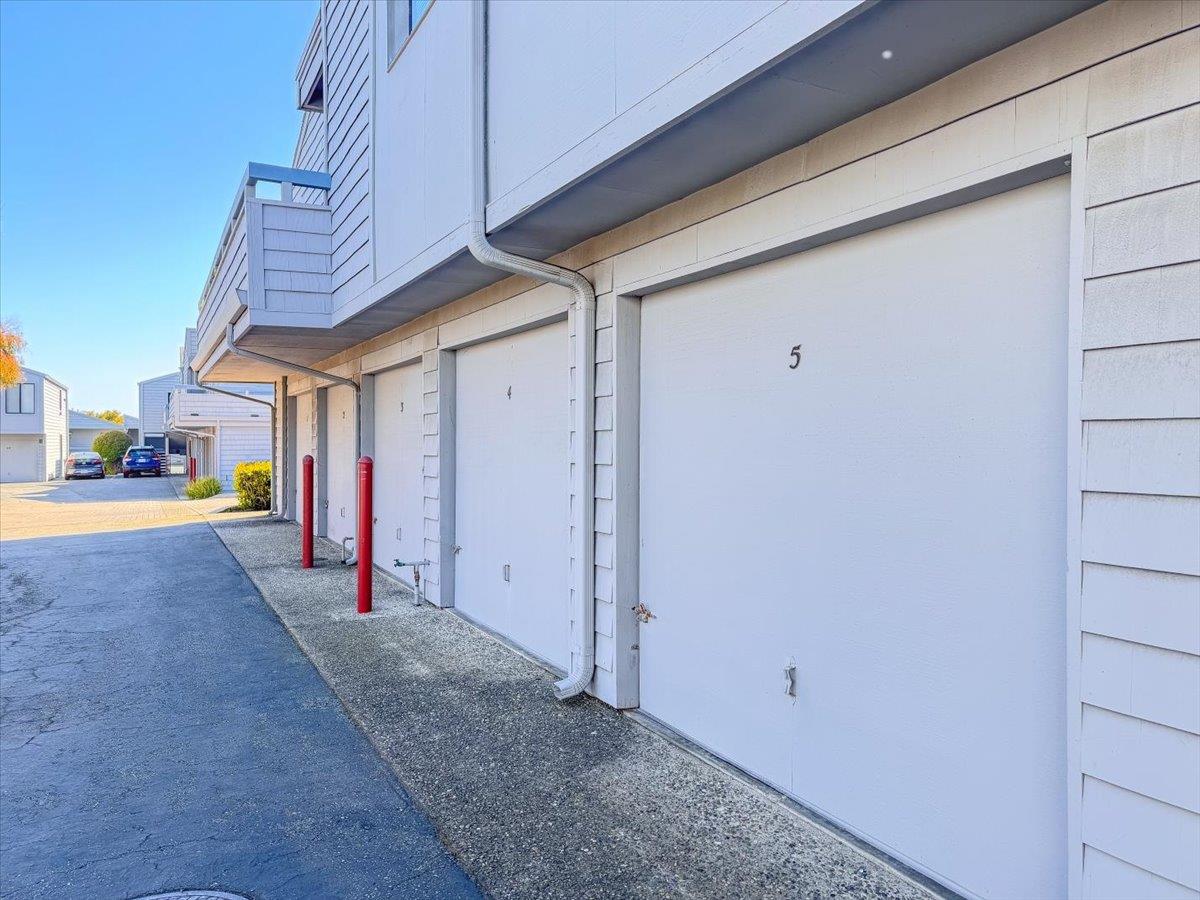 3095 Marina Drive, Unit 2 Marina, CA 93933 - Photo 21 of 25