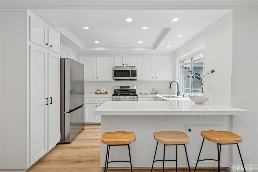 76 Racing Wind Irvine, CA 92614 - Photo 8 of 29