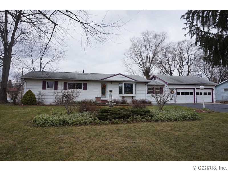 135 Guildhall Road Henrietta, NY 14623 - Photo 1 of 1 Exterior Front