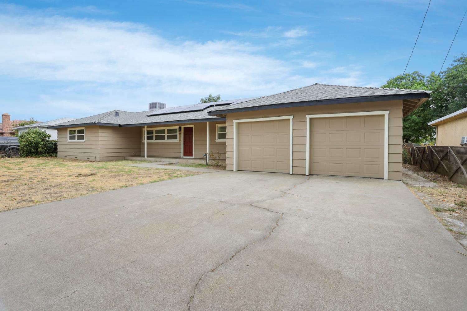 834 North Filbert Street Stockton, CA 95205 - Photo 1 of 22 front view of a house with a stove