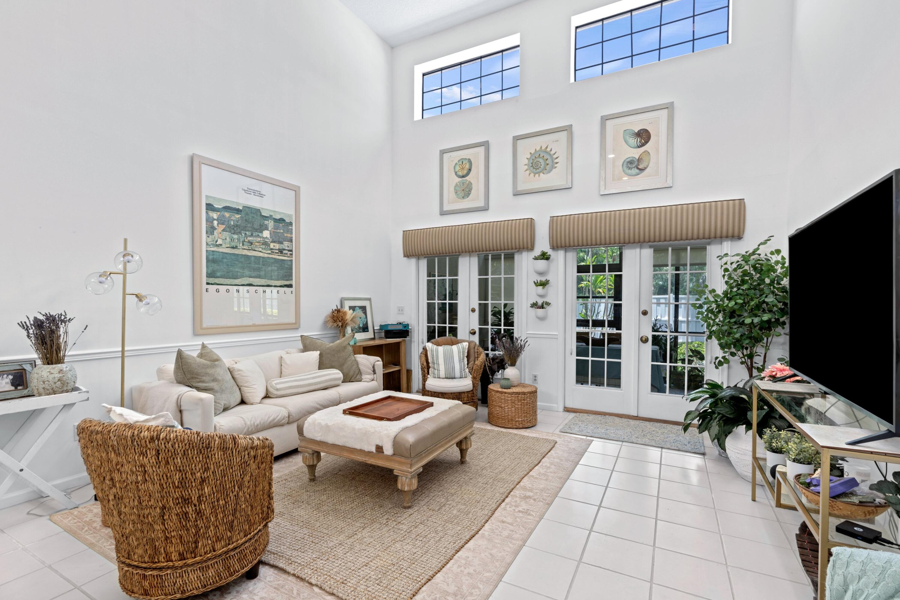 6745 Montego Bay Boulevard Boca Raton, FL 33433 - Photo 4 of 41 Living Room