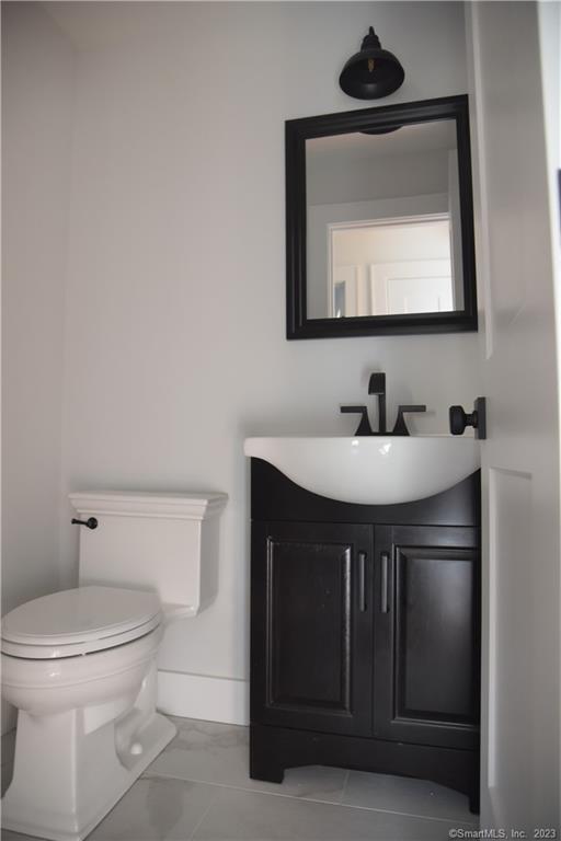 32 Deer Hill Road Redding, CT 06896 - Photo 17 of 23 Half Bath