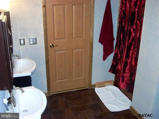 557 Rocky Ridge Road Spring Grove, PA 17362 - Photo 11 of 22