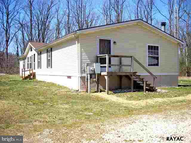 557 Rocky Ridge Road Spring Grove, PA 17362 - Photo 2 of 22
