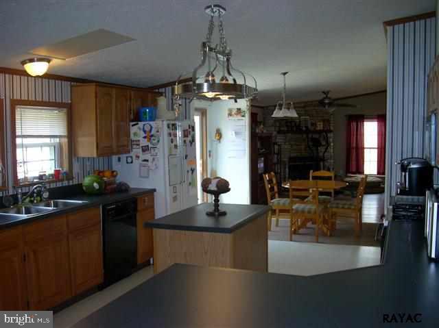 557 Rocky Ridge Road Spring Grove, PA 17362 - Photo 5 of 22