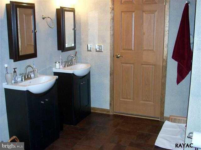 557 Rocky Ridge Road Spring Grove, PA 17362 - Photo 10 of 22