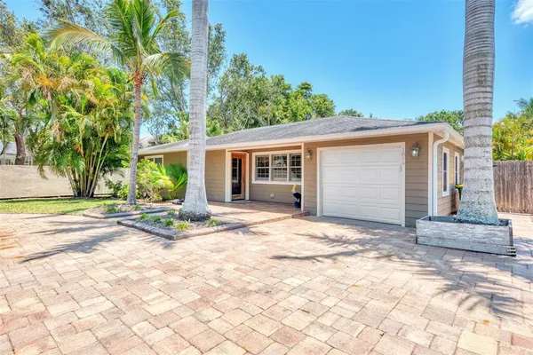 $5,500 | 1894 Loma Linda Street, Sarasota, FL 34239