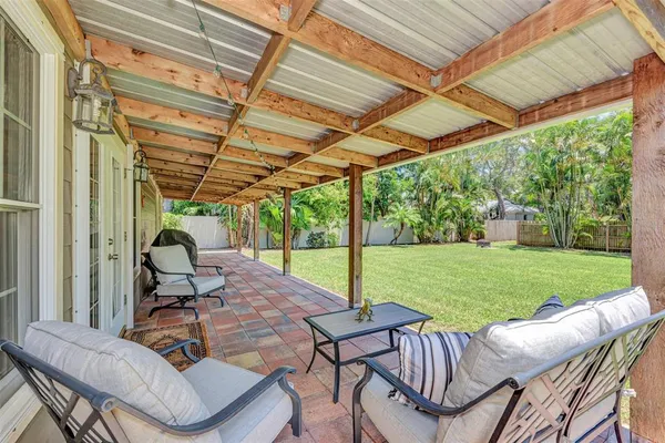 $5,500 | 1894 Loma Linda Street, Sarasota, FL 34239