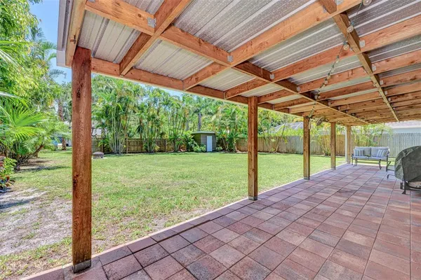 $5,500 | 1894 Loma Linda Street, Sarasota, FL 34239