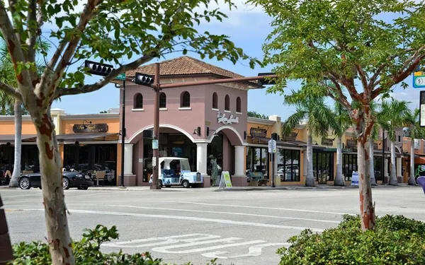 $5,500 | 1894 Loma Linda Street, Sarasota, FL 34239