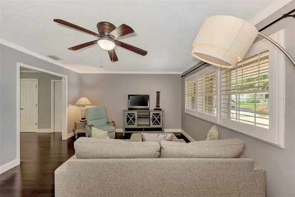 $5,500 | 1894 Loma Linda Street, Sarasota, FL 34239
