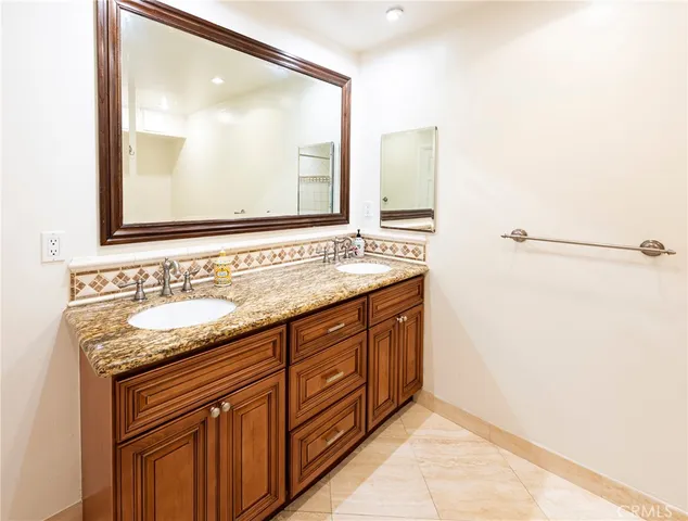 $3,950 | 2201 VÃa Carrillo, Unit 1A, Palos Verdes Estates, CA 90274