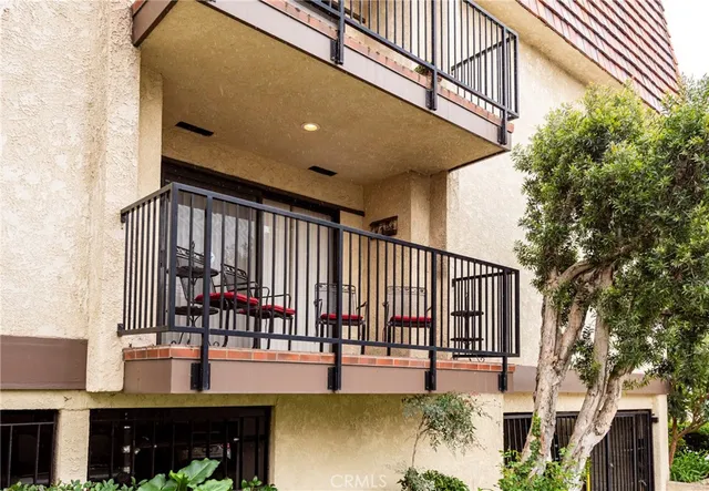 $3,950 | 2201 VÃa Carrillo, Unit 1A, Palos Verdes Estates, CA 90274