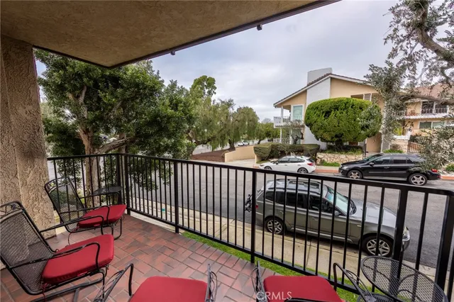 $3,950 | 2201 VÃa Carrillo, Unit 1A, Palos Verdes Estates, CA 90274