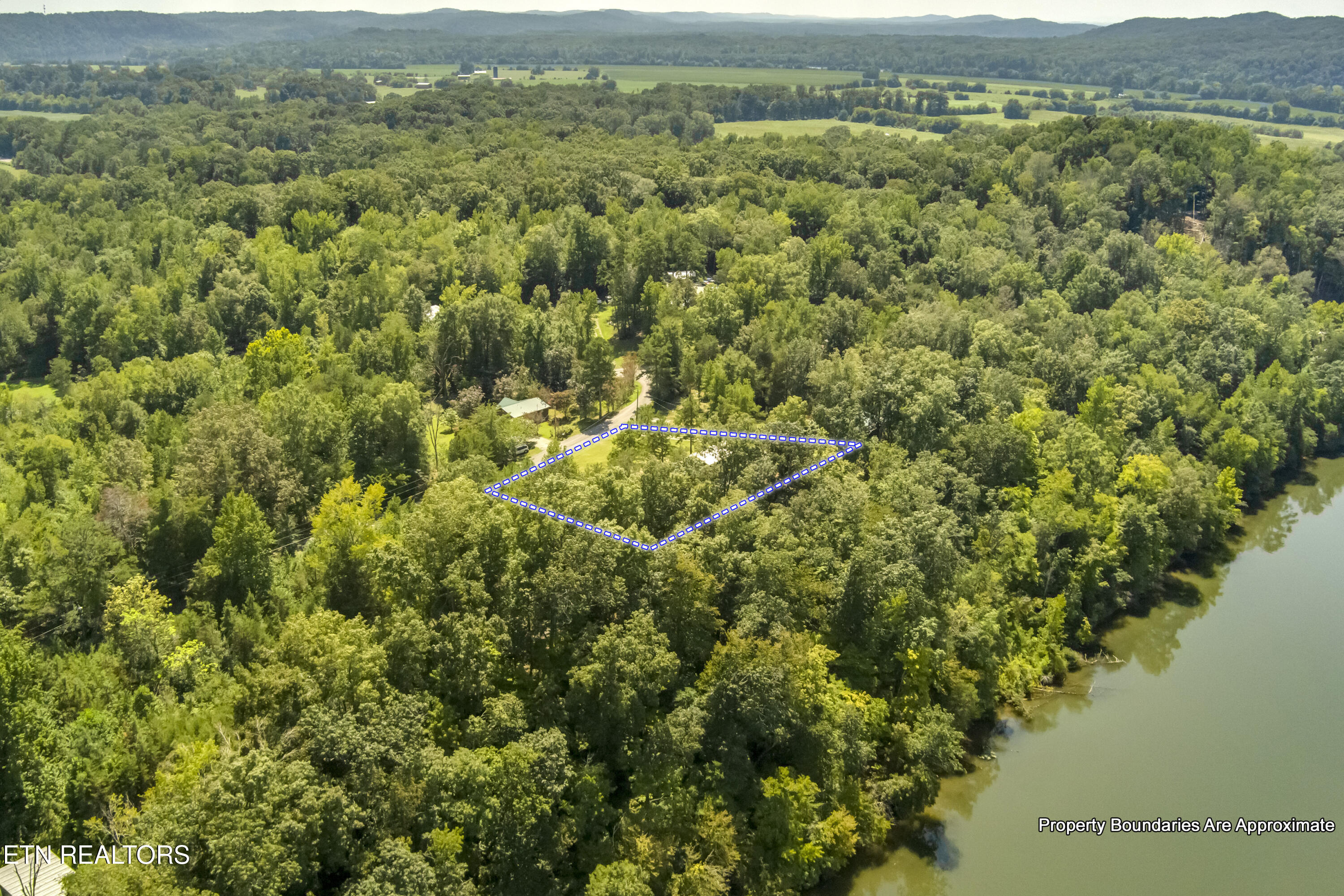 230 Cunningham Drive Decatur, TN 37322 - Photo 23 of 29 23_CunninghamDrive_230_Birdseye_SW