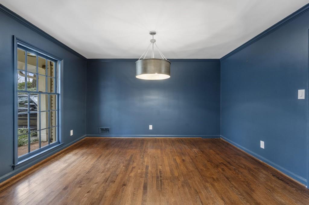 439 Broadland Road Northwest Atlanta, GA 30342 - Photo 11 of 73