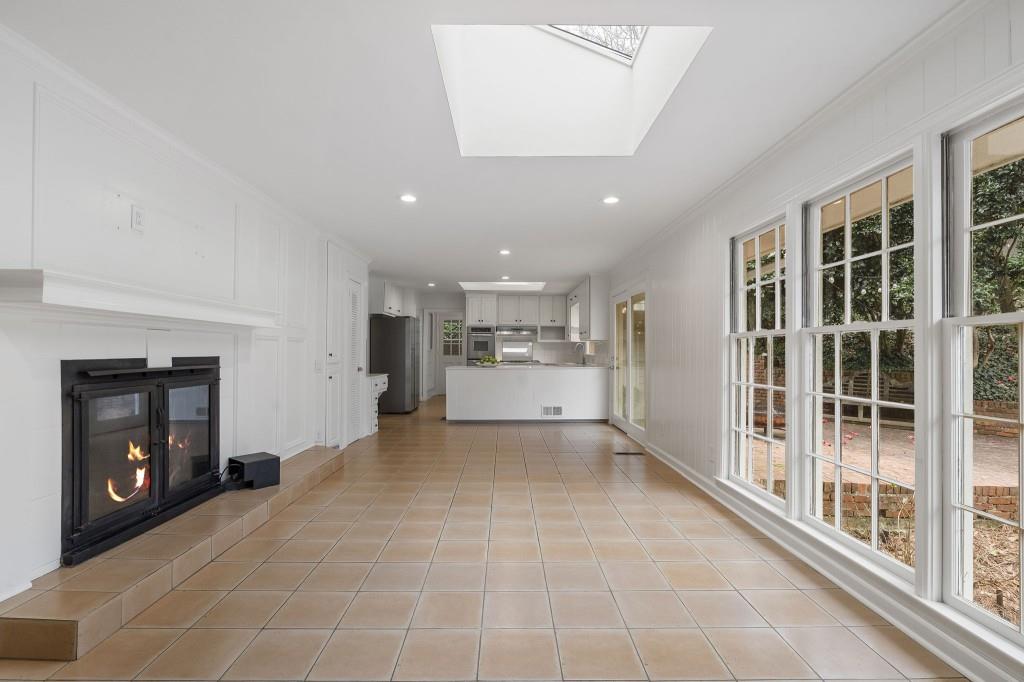 439 Broadland Road Northwest Atlanta, GA 30342 - Photo 24 of 73