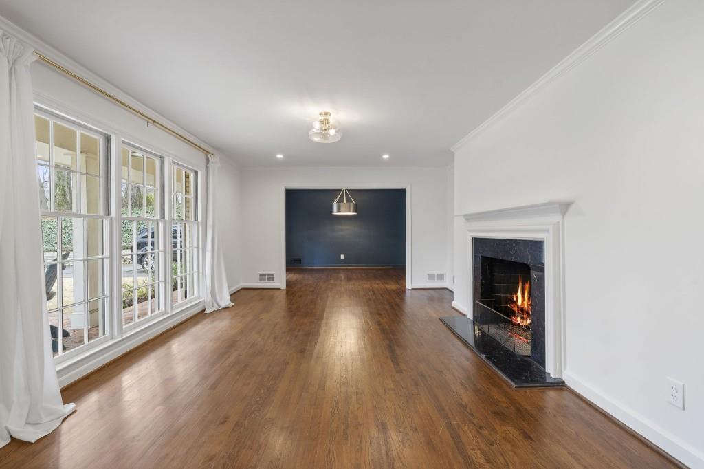 439 Broadland Road Northwest Atlanta, GA 30342 - Photo 5 of 73