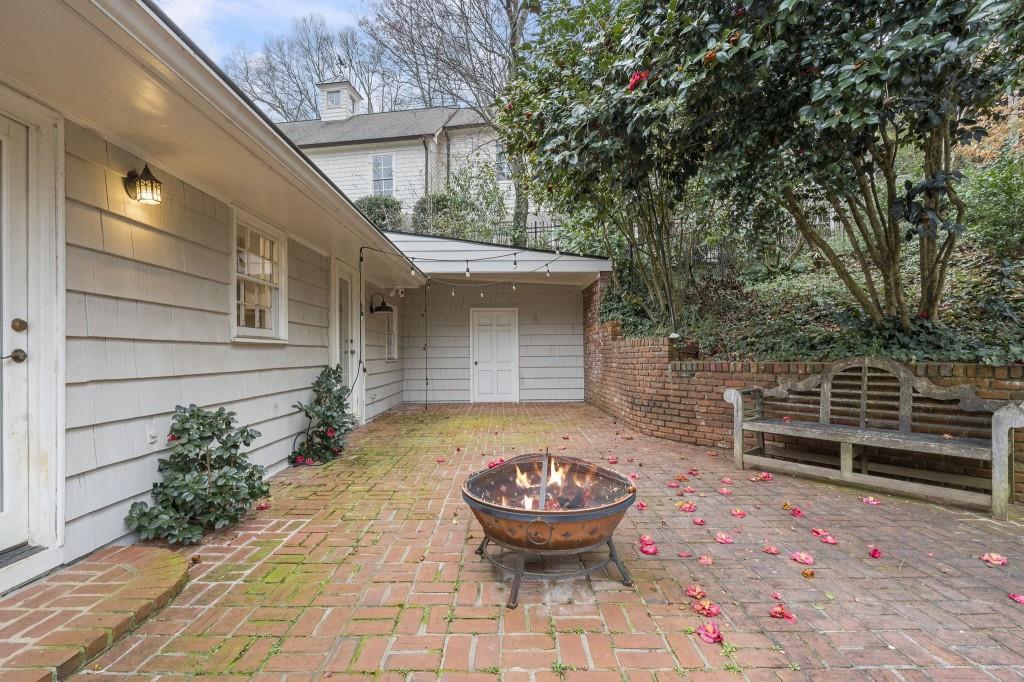 439 Broadland Road Northwest Atlanta, GA 30342 - Photo 64 of 73