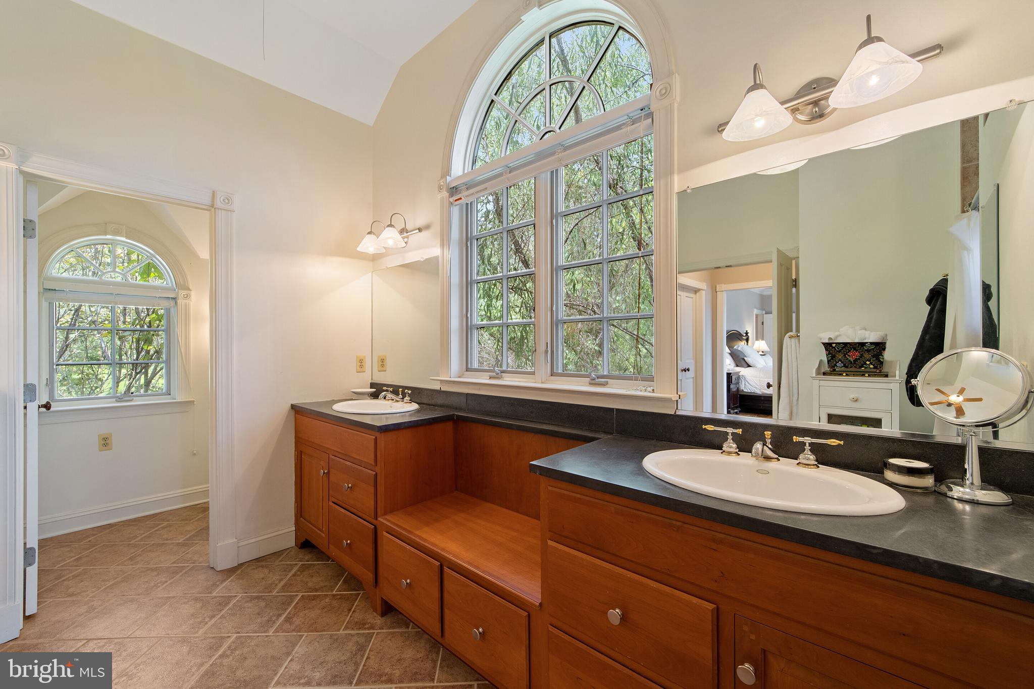 22855 Cobb House Road Middleburg, VA 20117 - Photo 19 of 34