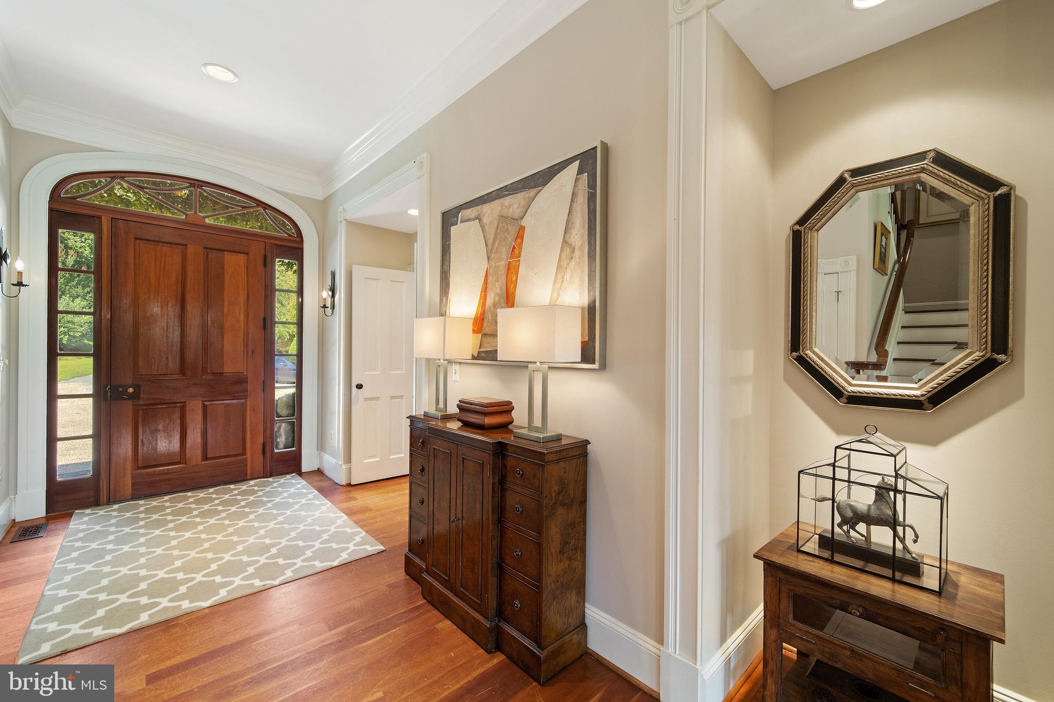 22855 Cobb House Road Middleburg, VA 20117 - Photo 5 of 34