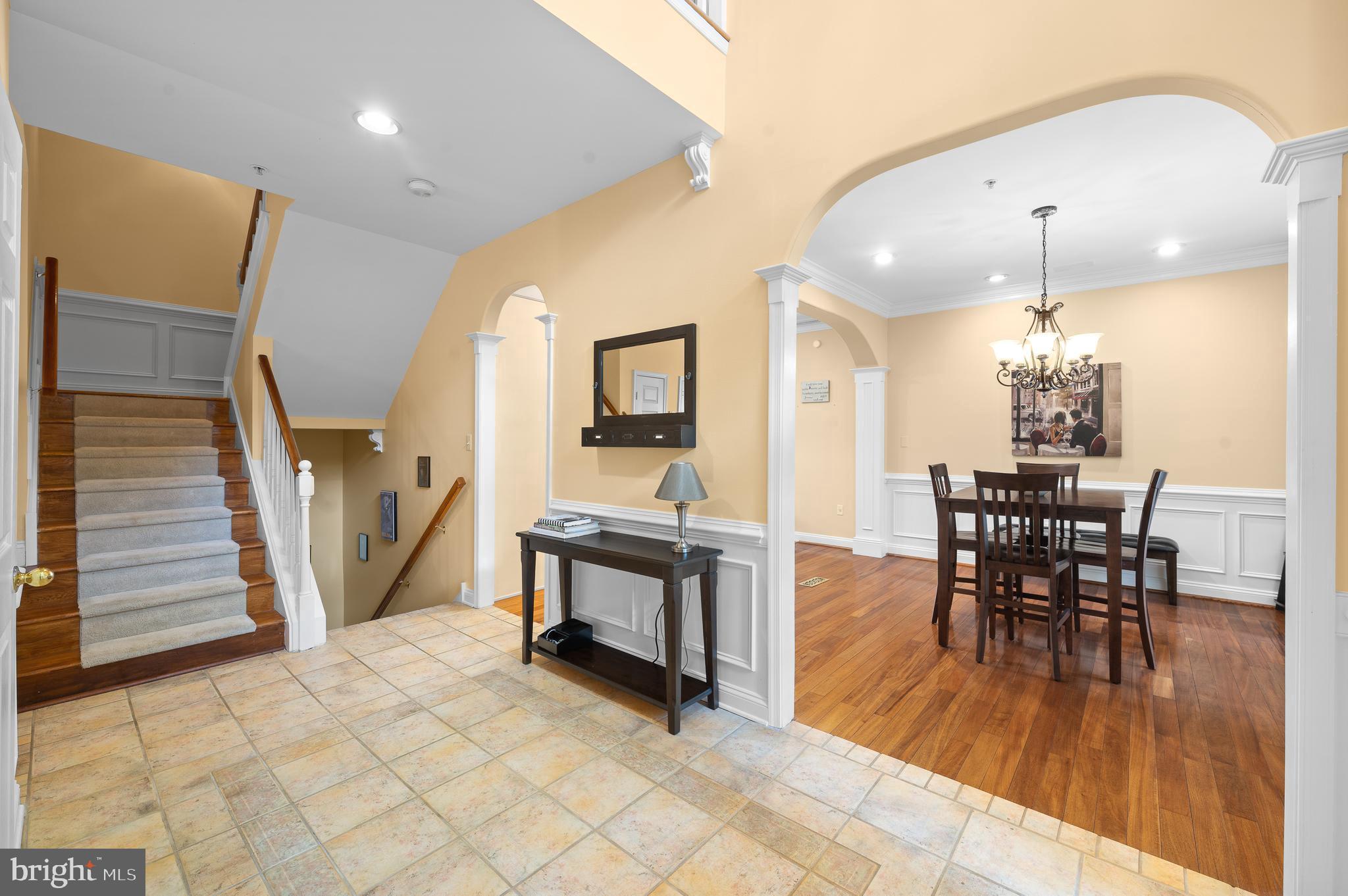 1140 Brian's Way Wayne, PA 19087 - Photo 3 of 42 Foyer