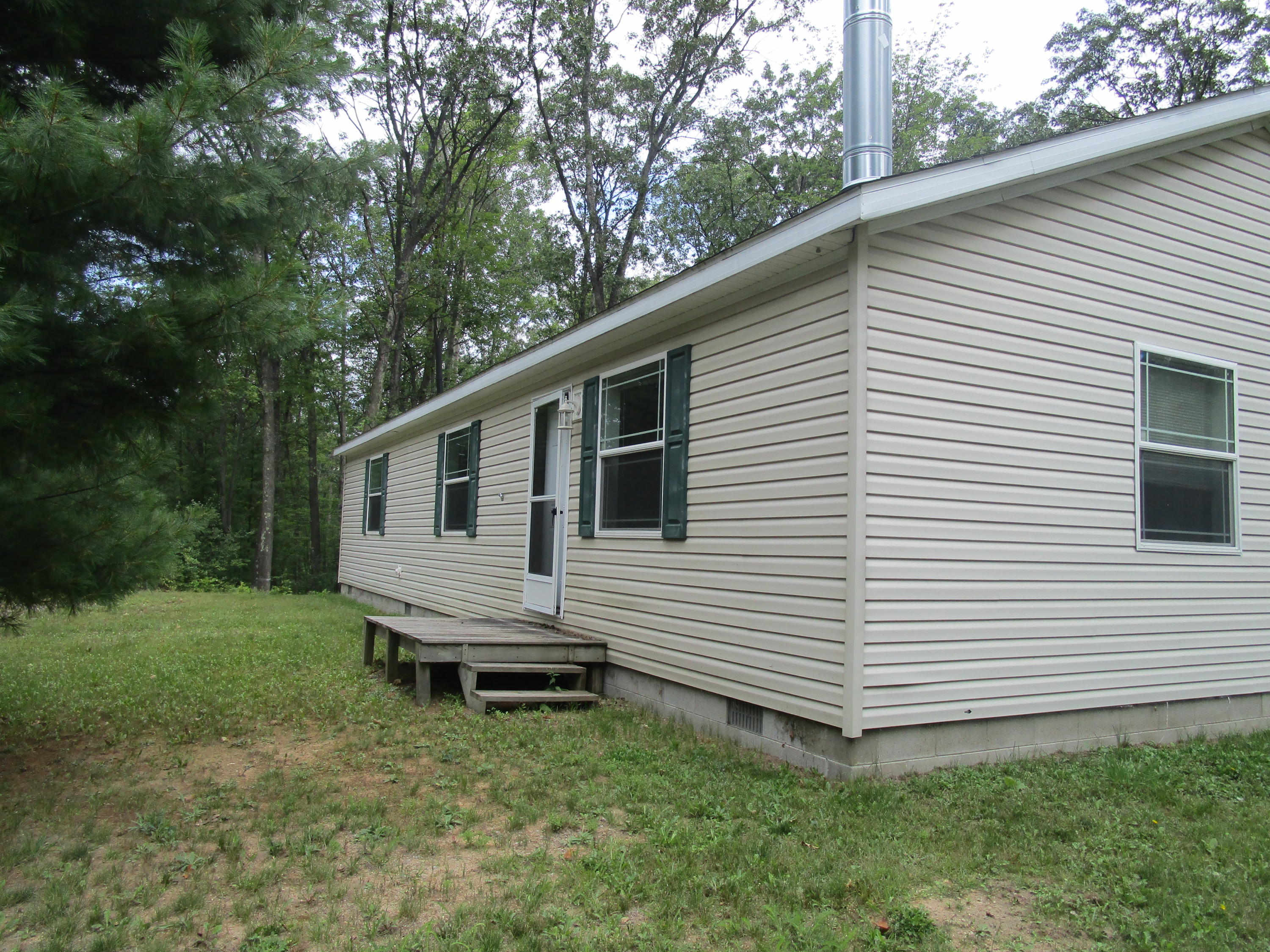 2554 Pearsall Road Fairview, MI 48621 - Photo 4 of 32 Gallery Image 4