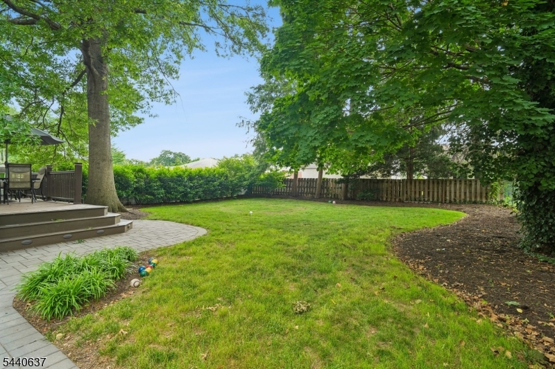 688 Greenbrook Road North Plainfield, NJ 07063 - Photo 36 of 37
