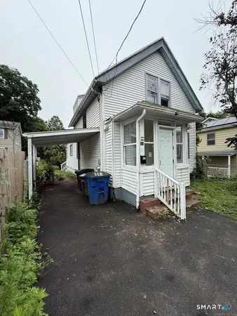 $250,000 | 118 Cherry Ann Street, New Haven, CT 06514