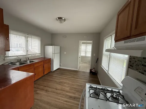 $250,000 | 118 Cherry Ann Street, New Haven, CT 06514