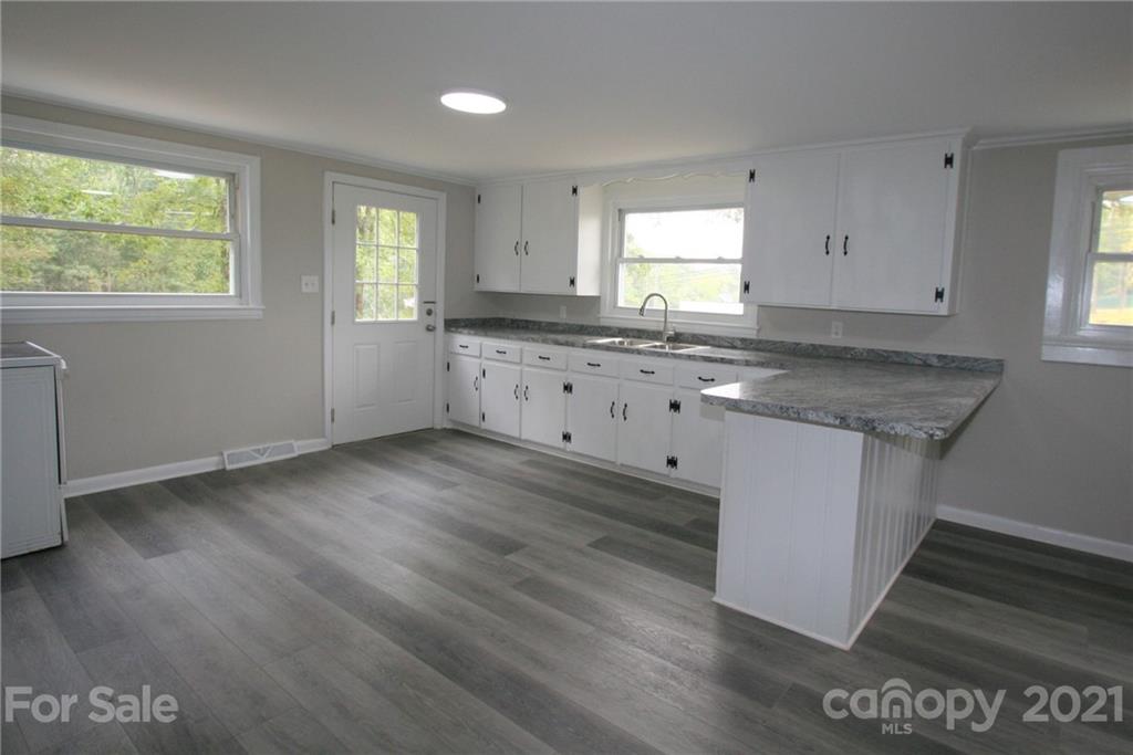 2016 Morgan Mill Road Monroe, NC 28110 - Photo 3 of 31 Gallery Image 3
