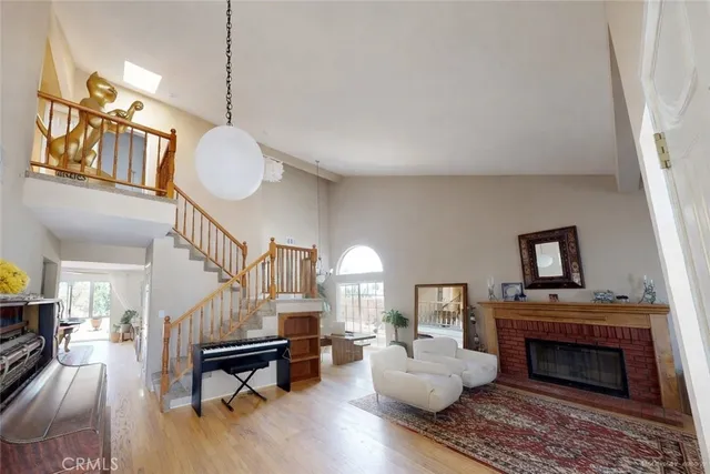 $3,495 | 5637 Redwood Avenue, Palmdale, CA 93551