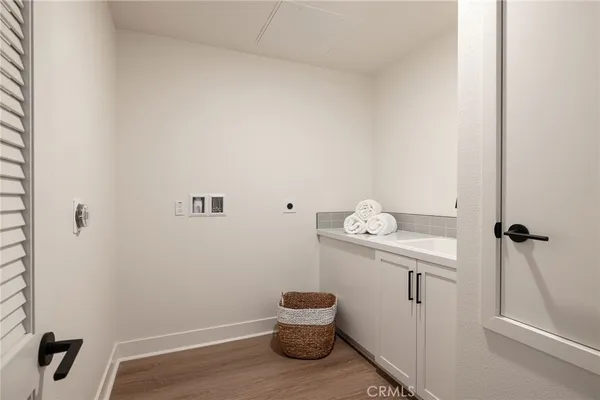 $2,088,000 | 414 Main Street, Unit 330, Huntington Beach, CA 92648