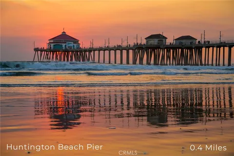 $2,088,000 | 414 Main Street, Unit 330, Huntington Beach, CA 92648