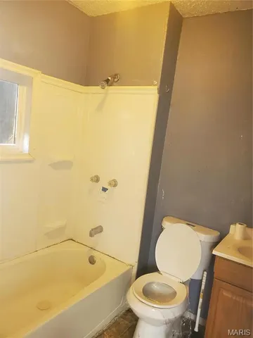 $47,500 | 805 Iowa Street, Madison, IL 62060