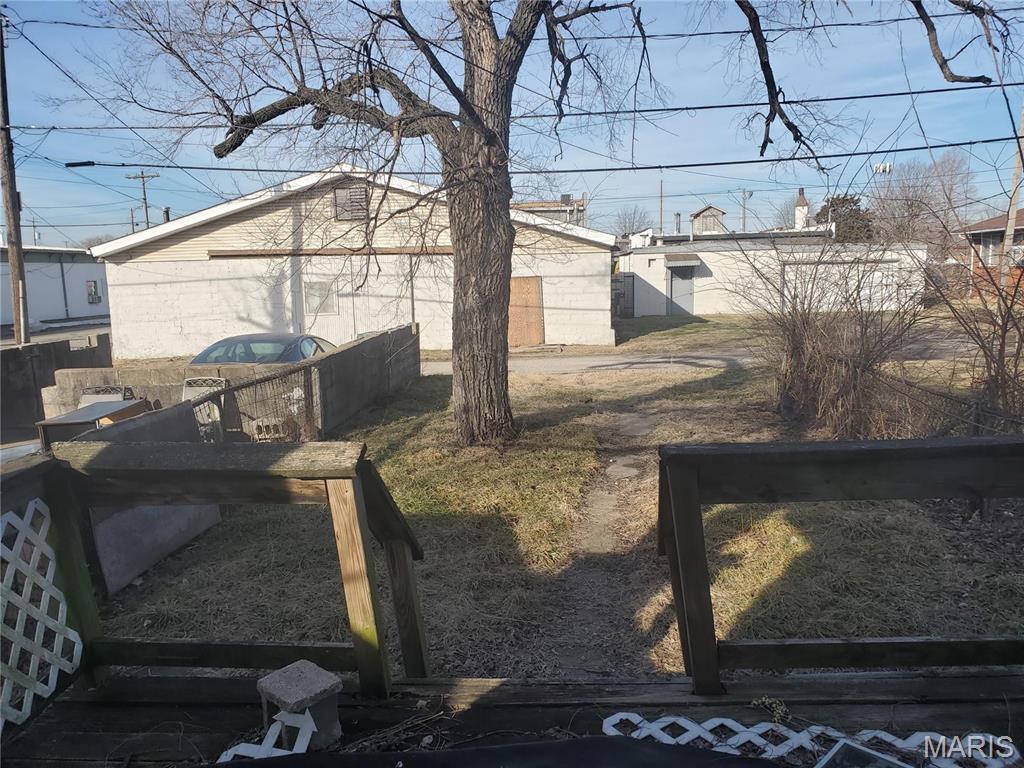 805 Iowa Street Madison, IL 62060 - Photo 21 of 27