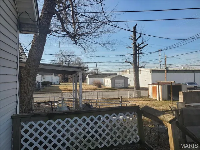 $47,500 | 805 Iowa Street, Madison, IL 62060