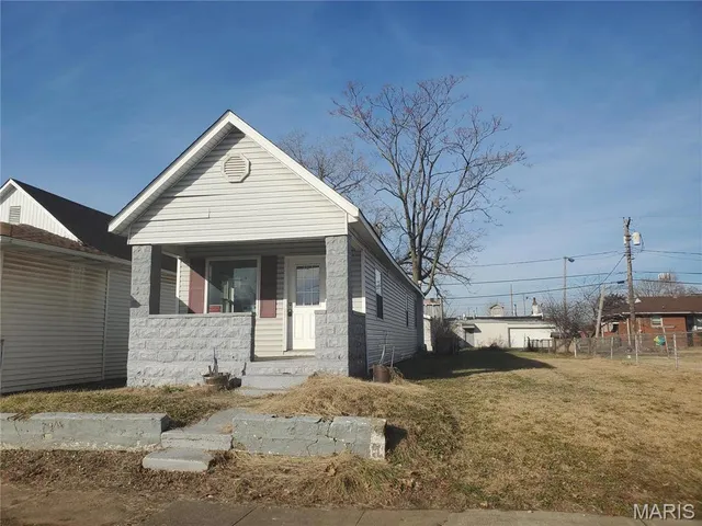$47,500 | 805 Iowa Street, Madison, IL 62060