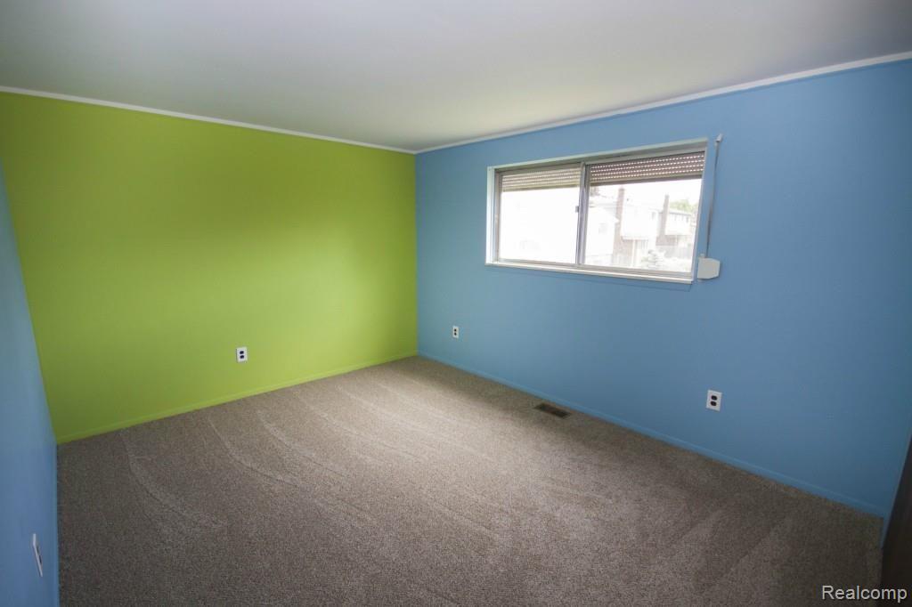 6340 Wedgewood Road Canton, MI 48187 - Photo 23 of 43 4 Bedroom Quad