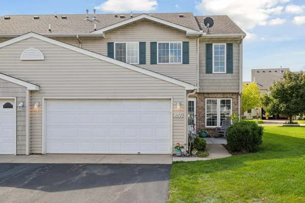 $2,300 | 1572 Peitz Avenue, Waconia, MN 55387