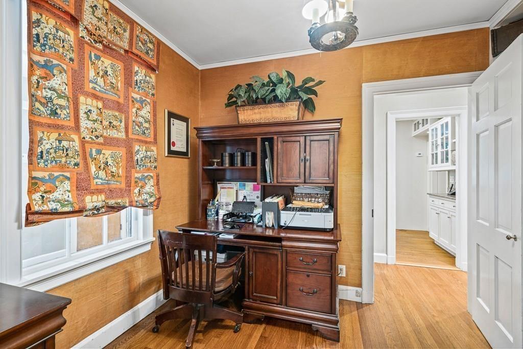 36 Edmunds Road Wellesley, MA 02481 - Photo 15 of 34