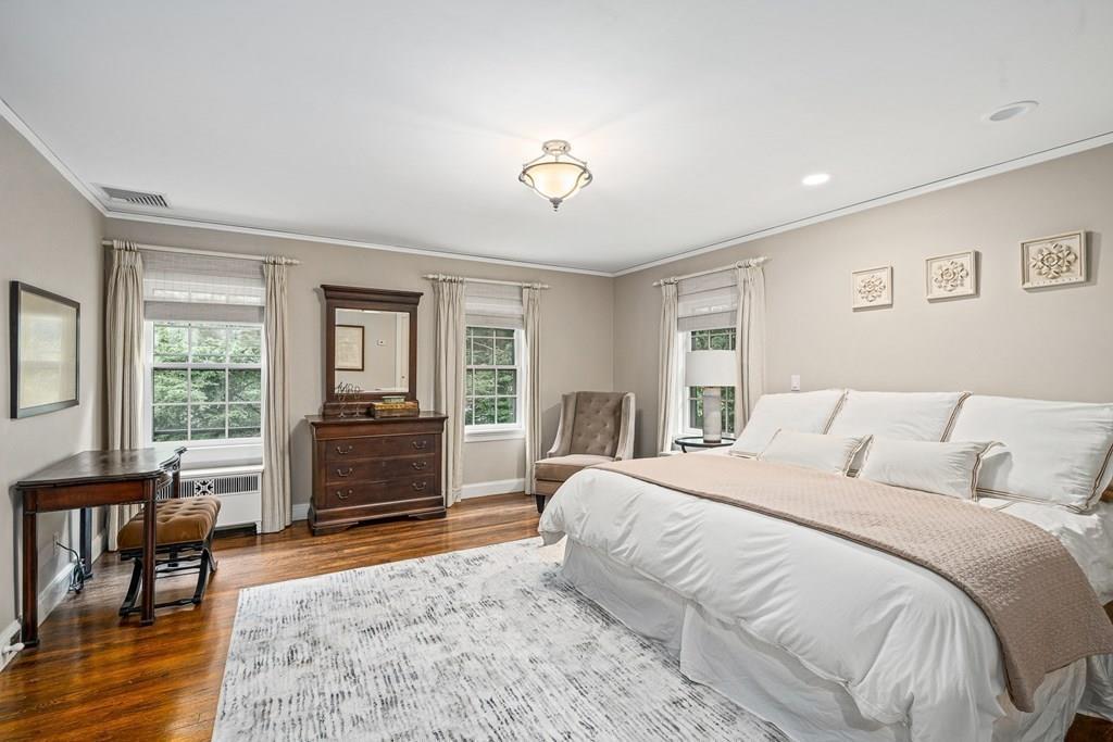 36 Edmunds Road Wellesley, MA 02481 - Photo 19 of 34