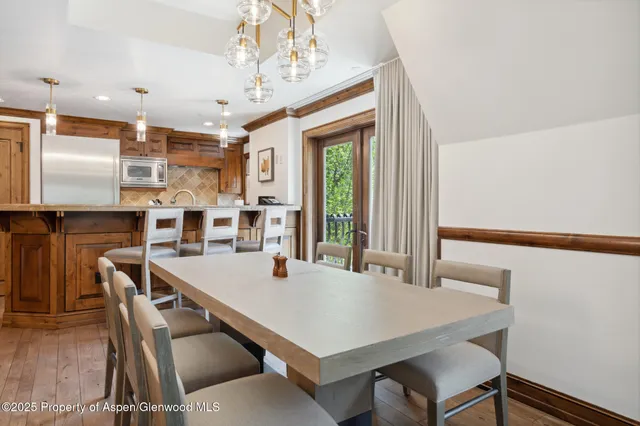 $215,000 | 415 East Dean St Unit 44 Week 26 Street, Aspen, CO 81611