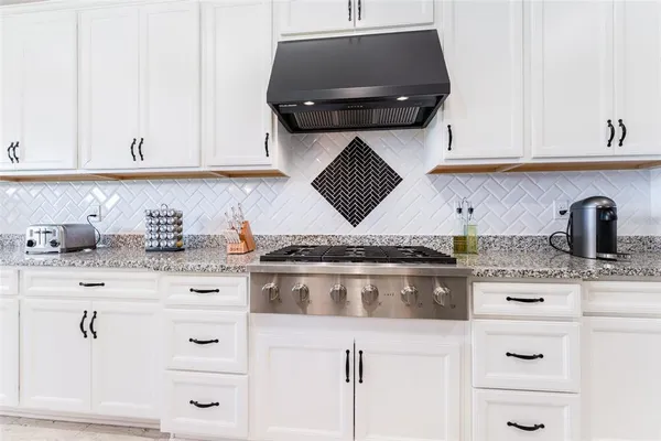 $645,900 | 14403 Woodland Spur Drive, Lithia, FL 33547
