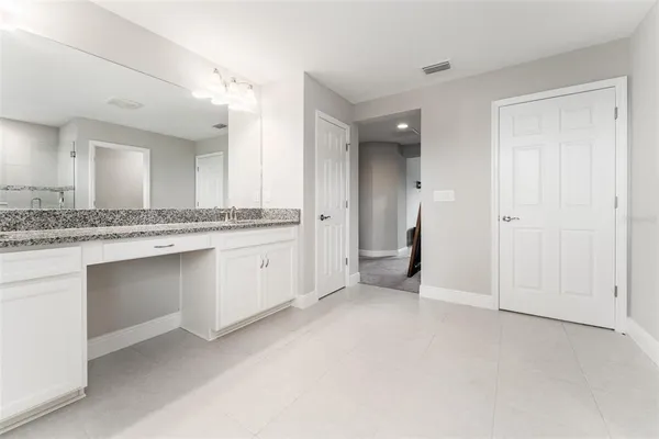 $645,900 | 14403 Woodland Spur Drive, Lithia, FL 33547