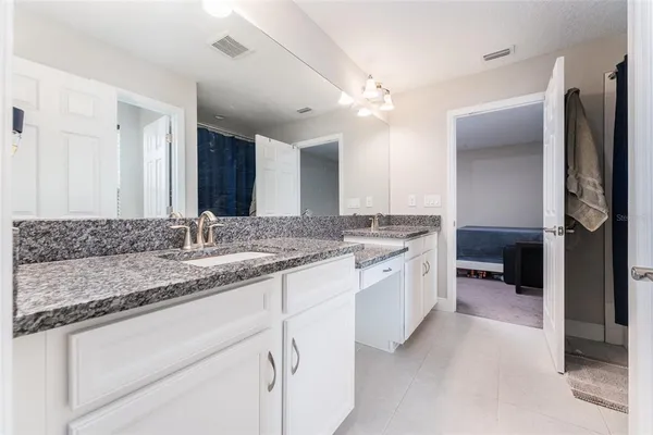 $645,900 | 14403 Woodland Spur Drive, Lithia, FL 33547